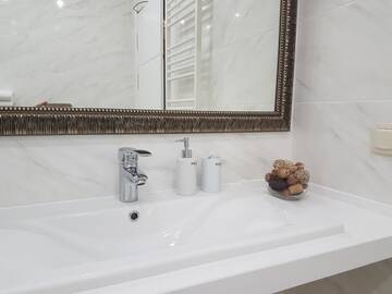 Фото номера Апартаменты с 3 спальнями Апартаменты Royal Center-3 rooms 3 tv г. Кишинёв 7