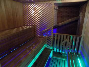 Фото номера Улучшенная вилла Гостевой дом The Green Guest House г. Кишинёв 11