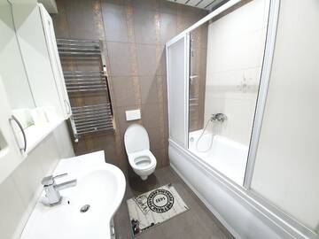 Фото номера Апартаменты с 2 спальнями Апартаменты Lux Apartments 2-rooms new Building in the center Chisinau г. Кишинёв 22
