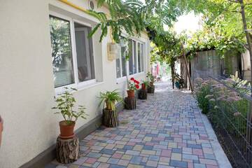 Фото номера Дом с 1 спальней Дома для отпуска Nice little house г. Кишинёв 44