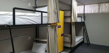 Фото номера Кровать в общем номере для женщин с 4 кроватями Хостелы Hostel City Center г. Кишинёв 4