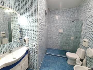 Фото номера Апартаменты с 2 спальнями Апартаменты Generous Apartments 2-rooms around Embassy of Russia and Hungary г. Кишинёв 20