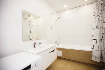 Фото номера Улучшенные апартаменты Апартаменты Main Street Sky House Apartments г. Кишинёв 11