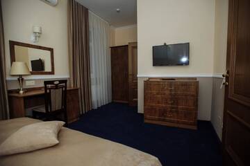 Фото номера Стандартный двухместный номер с 1 кроватью Отель Astoria г. Кишинёв 10
