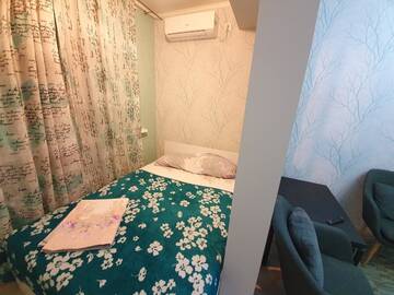 Фото номера Апартаменты с 3 спальнями Апартаменты Rent Apartmens 2-Rooms Romana street г. Кишинёв 14