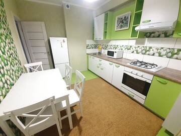 Фото номера Апартаменты с 3 спальнями Апартаменты Rent Apartmens 2-Rooms Romana street г. Кишинёв 11
