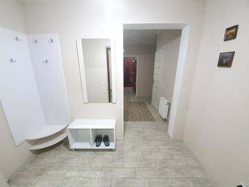 Фото номера Апартаменты с 3 спальнями Апартаменты Rent Apartmens 2-Rooms Romana street г. Кишинёв 21