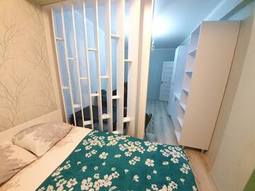 Фото номера Апартаменты с 3 спальнями Апартаменты Rent Apartmens 2-Rooms Romana street г. Кишинёв 6