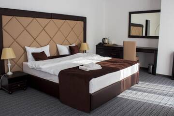 Фото номера Суперлюкс Отель Bernardazzi Grand Hotel &amp; SPA г. Кишинёв 6