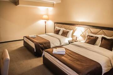 Фото номера Семейный номер Отель Bernardazzi Grand Hotel &amp; SPA г. Кишинёв 6