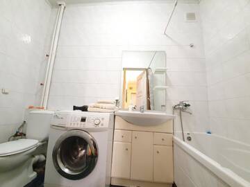 Фото номера Апартаменты с 2 спальнями Апартаменты Apartment with 2 full bedrooms in the heart of Chisinau г. Кишинёв 14