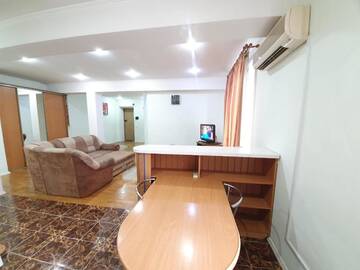 Фото номера Апартаменты с 1 спальней Апартаменты Ultracentral Old Boulevard Stefan cel Mare 2-rooms Studio Apartments г. Кишинёв 11