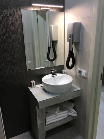Фото номера Стандартный двухместный номер с 1 кроватью Отель Moonlight Hotel г. Кишинёв 14