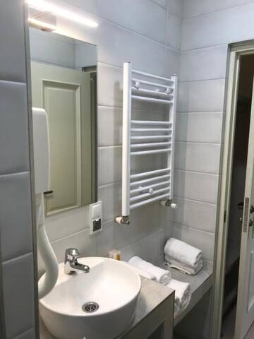 Фото номера Бюджетный двухместный номер с 1 кроватью Отель Moonlight Hotel г. Кишинёв 29