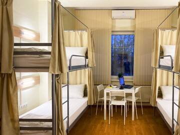 Фото номера Кровать в общем 8-местном номере для мужчин и женщин Хостелы Capsule HOSTEL г. Кишинёв 5