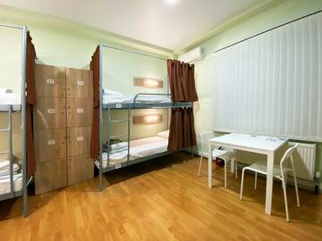 Фото номера Кровать в общем номере для мужчин Хостелы Capsule HOSTEL г. Кишинёв 10
