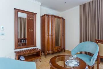 Фото номера Апартаменты Делюкс Отель Ambassador Hotel г. Кишинёв 6