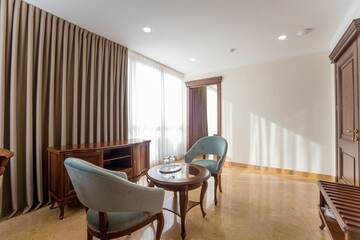 Фото номера Апартаменты Делюкс Отель Ambassador Hotel г. Кишинёв 8