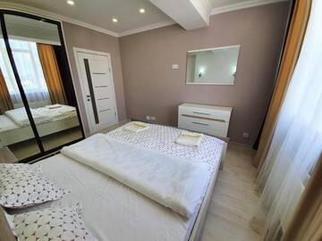 Фото номера Апартаменты с 2 спальнями Апартаменты Lovely Center Apartment г. Кишинёв 17