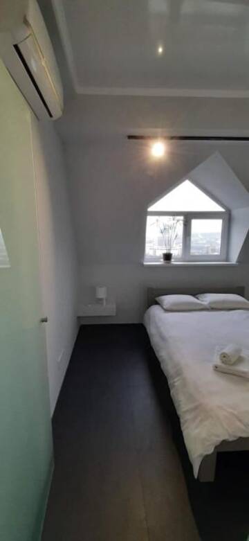 Фото номера Апартаменты с 1 спальней Апартаменты Modern apartment in the center of town г. Кишинёв 32