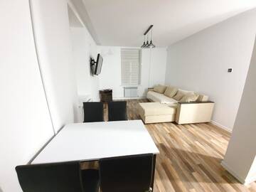 Фото номера Апартаменты Делюкс Апартаменты White New Apartments Ultracentral 2-rooms in the Heart Chisinau г. Кишинёв 17