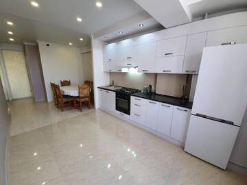 Фото номера Апартаменты с 1 спальней Апартаменты Historcial Central Flat г. Кишинёв 9