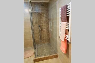 Фото номера Апартаменты с 1 спальней Апартаменты Luxury Modern APT DT near Embassy г. Кишинёв 22