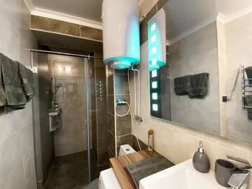 Фото номера Апартаменты с 1 спальней Апартаменты Luxury Apartment ,near the park.Super Price! г. Кишинёв 31